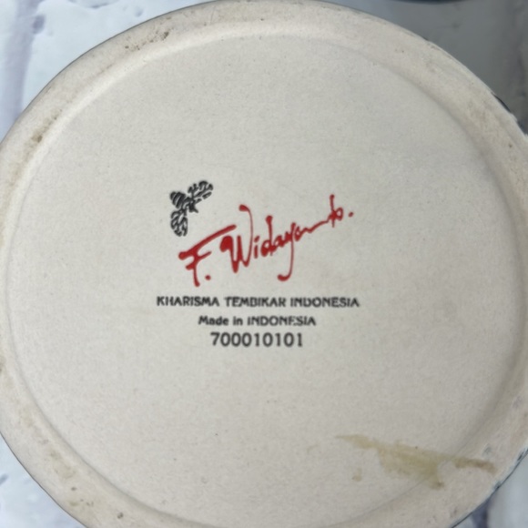 F Widayanto Slanted Ceramic Mugs Set of 4 Artisan Made Ceramic Butterfly Design - Picture 8 of 10